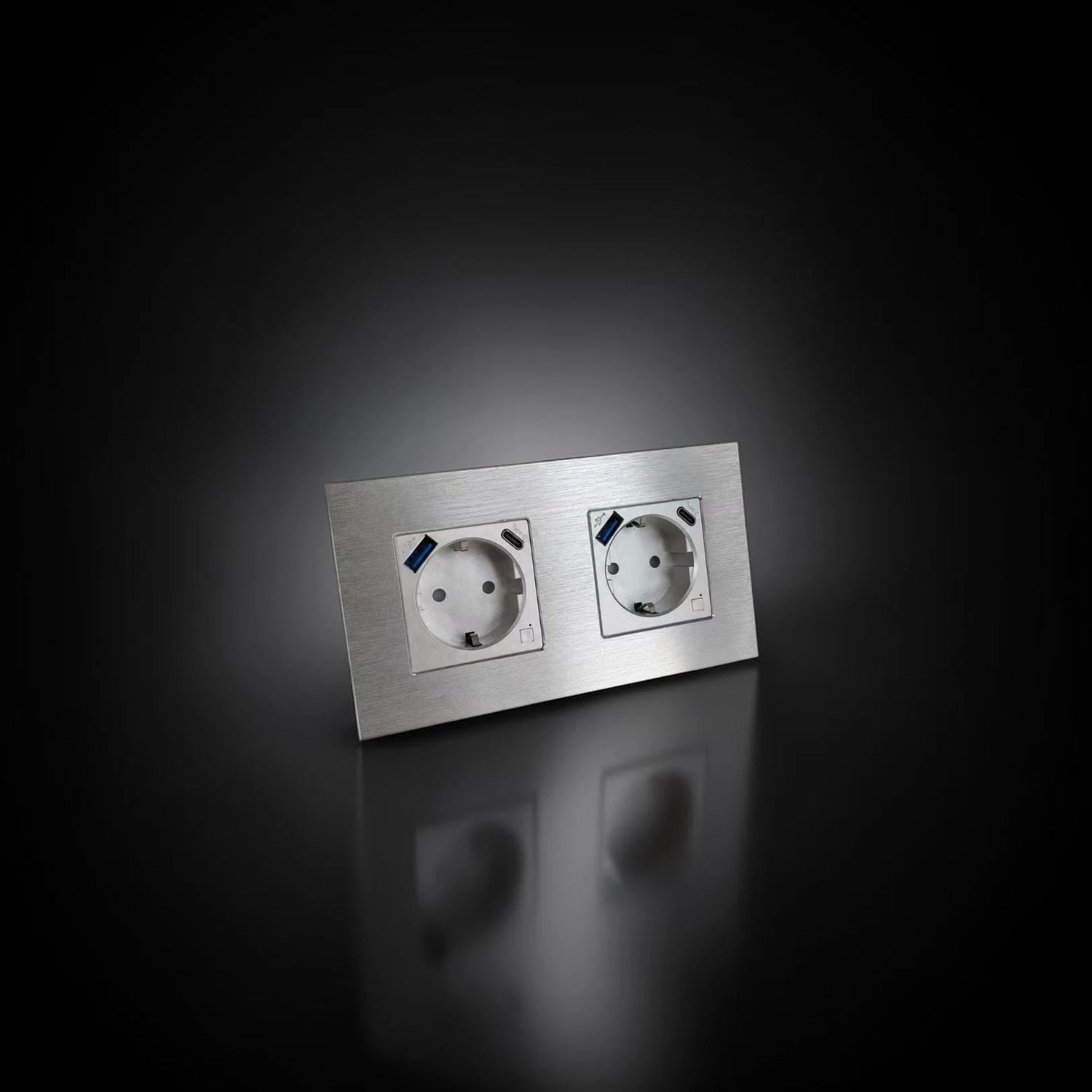 ISH059 Gniazdko podwójne z ramką aluminiową, porty USB-A i Type-C