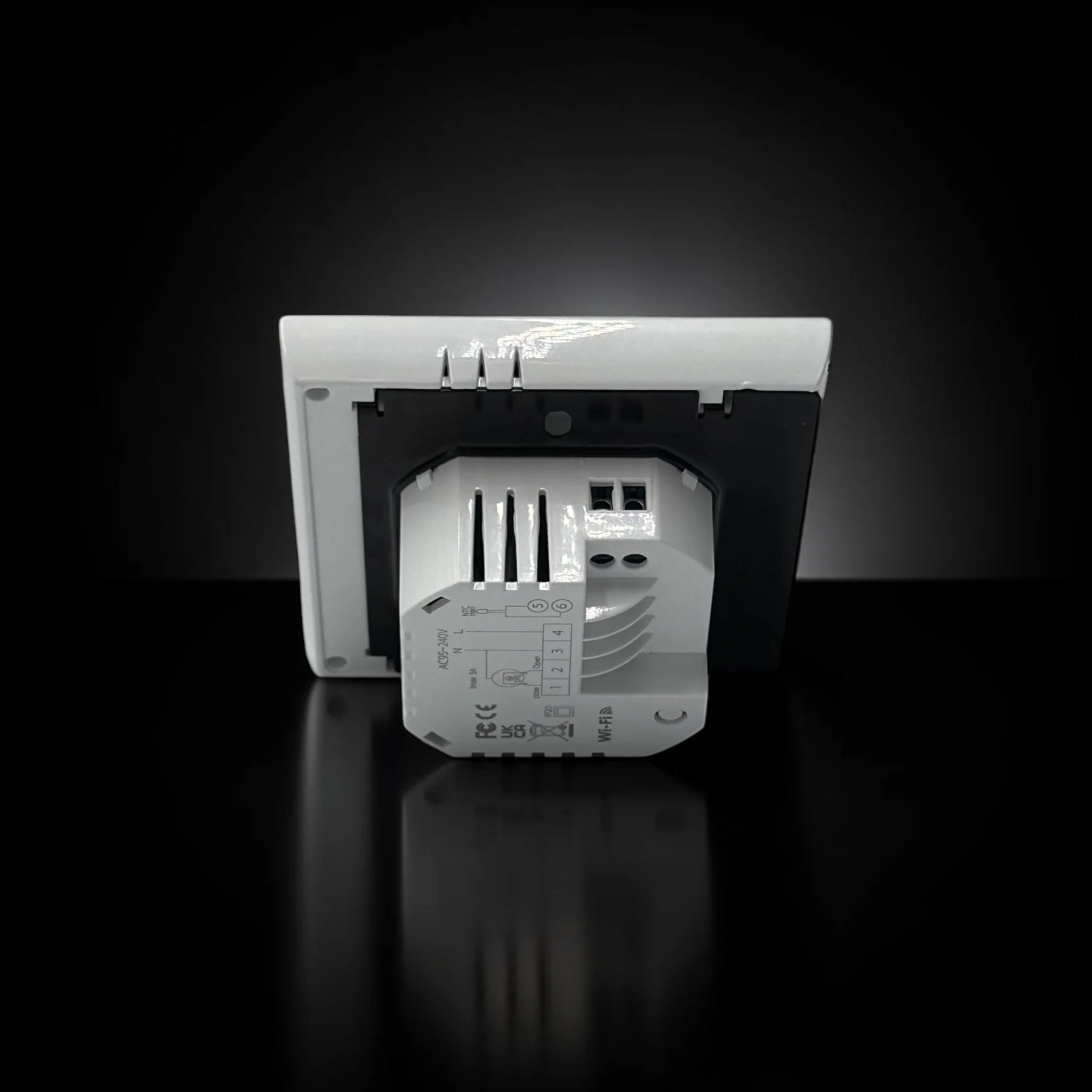 ISH021 Vandens termostatas - Zigbee